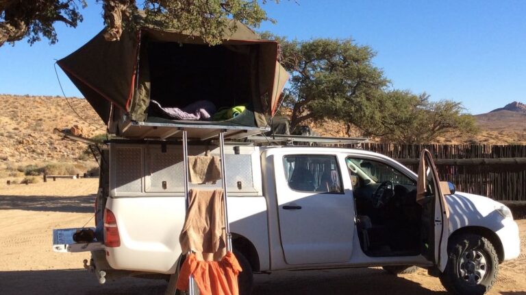 Mietwagen mit Dachzelt in Namibia